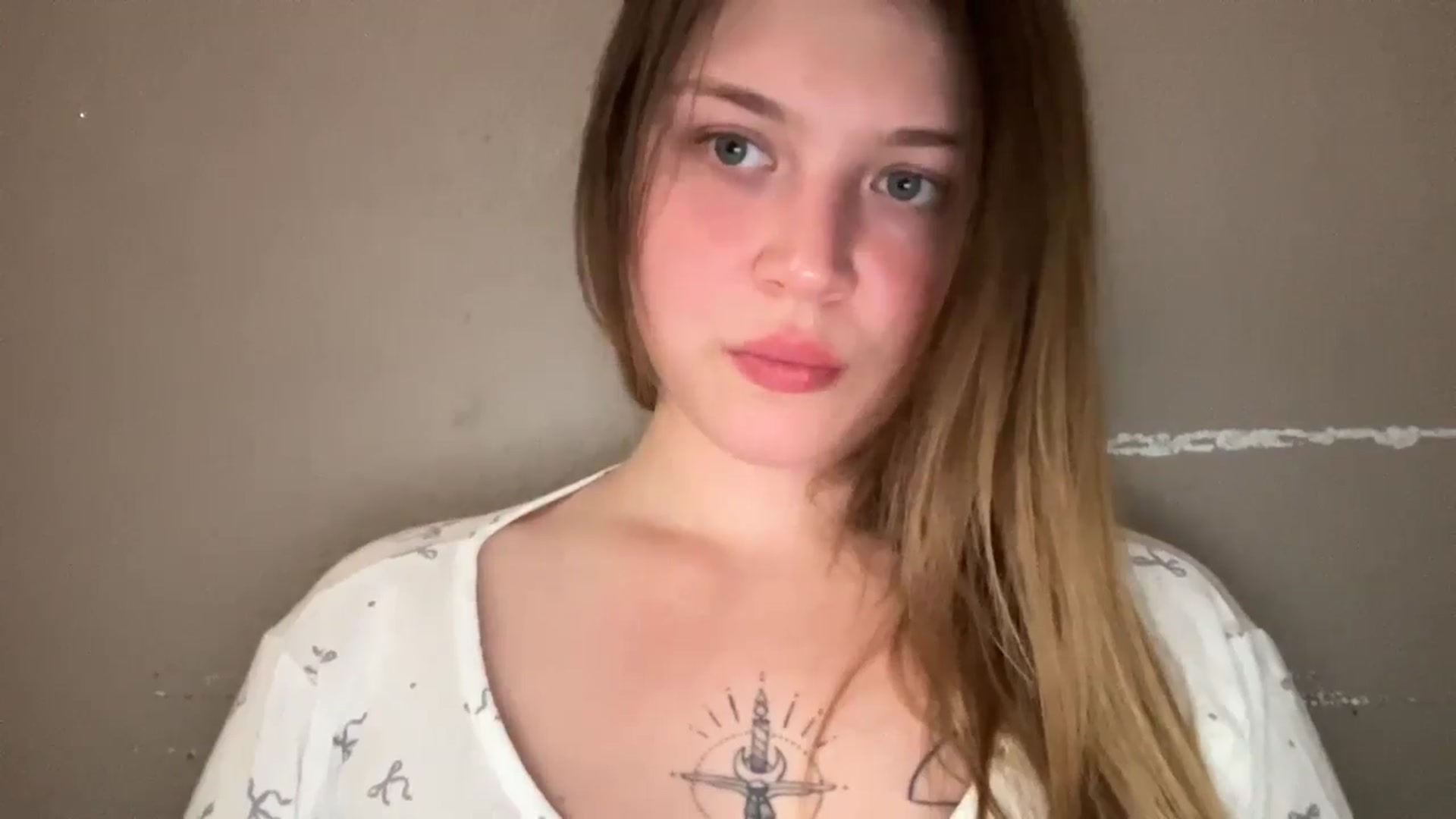 Gallery image thumbnail from Coconut_dream's myfreecams stream on, 09/29/2025, 24:23 image 8 of 20