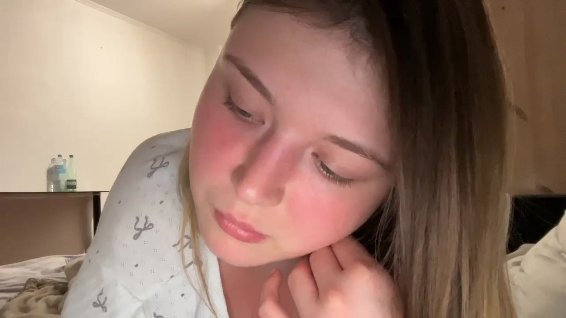 Gallery image thumbnail from Coconut_dream's myfreecams stream on, 09/29/2025, 24:23 image 19 of 20