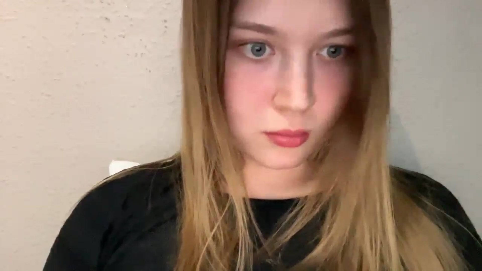 Gallery image thumbnail from Coconut_dream's myfreecams stream on, 09/29/2025, 21:10 image 16 of 20