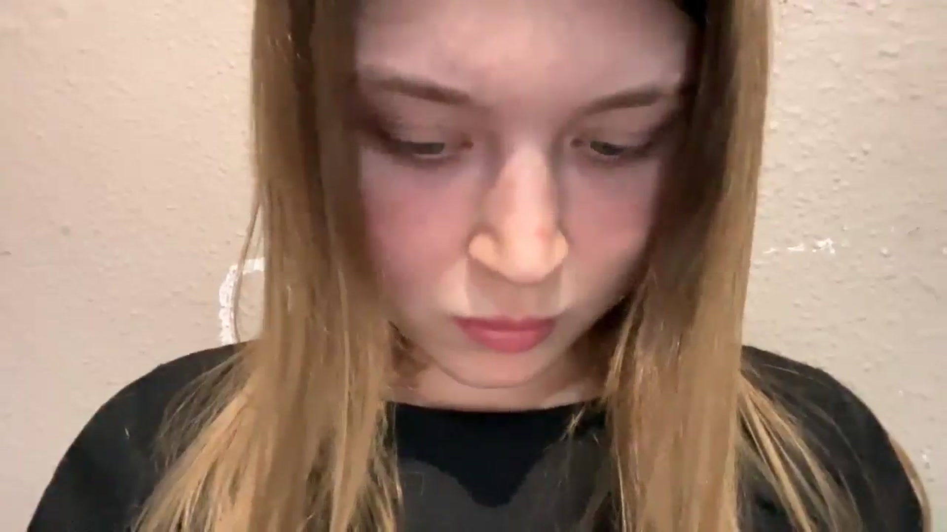 Gallery image thumbnail from Coconut_dream's myfreecams stream on, 09/29/2025, 23:25 image 10 of 20
