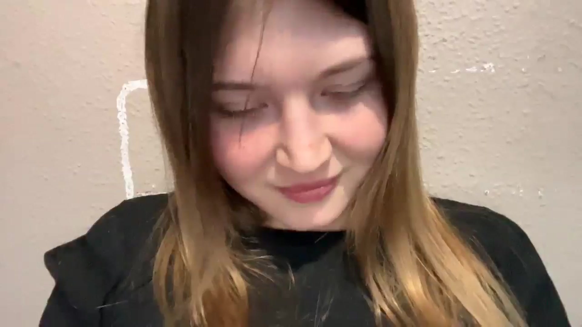 Gallery image thumbnail from Coconut_dream's myfreecams stream on, 09/29/2025, 23:25 image 5 of 20