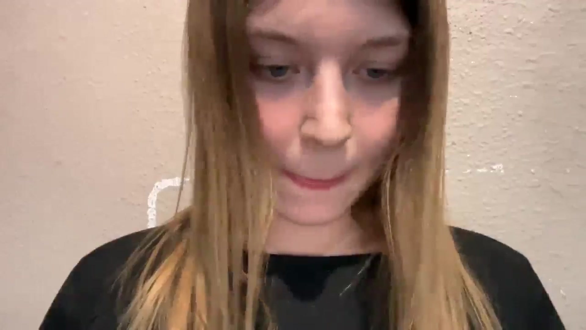 Gallery image thumbnail from Coconut_dream's myfreecams stream on, 09/29/2025, 23:25 image 12 of 20