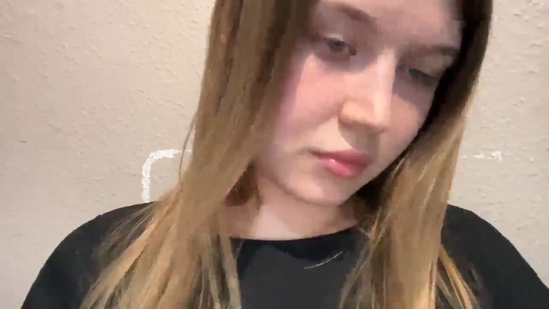 Gallery image thumbnail from Coconut_dream's myfreecams stream on, 09/29/2025, 23:25 image 11 of 20