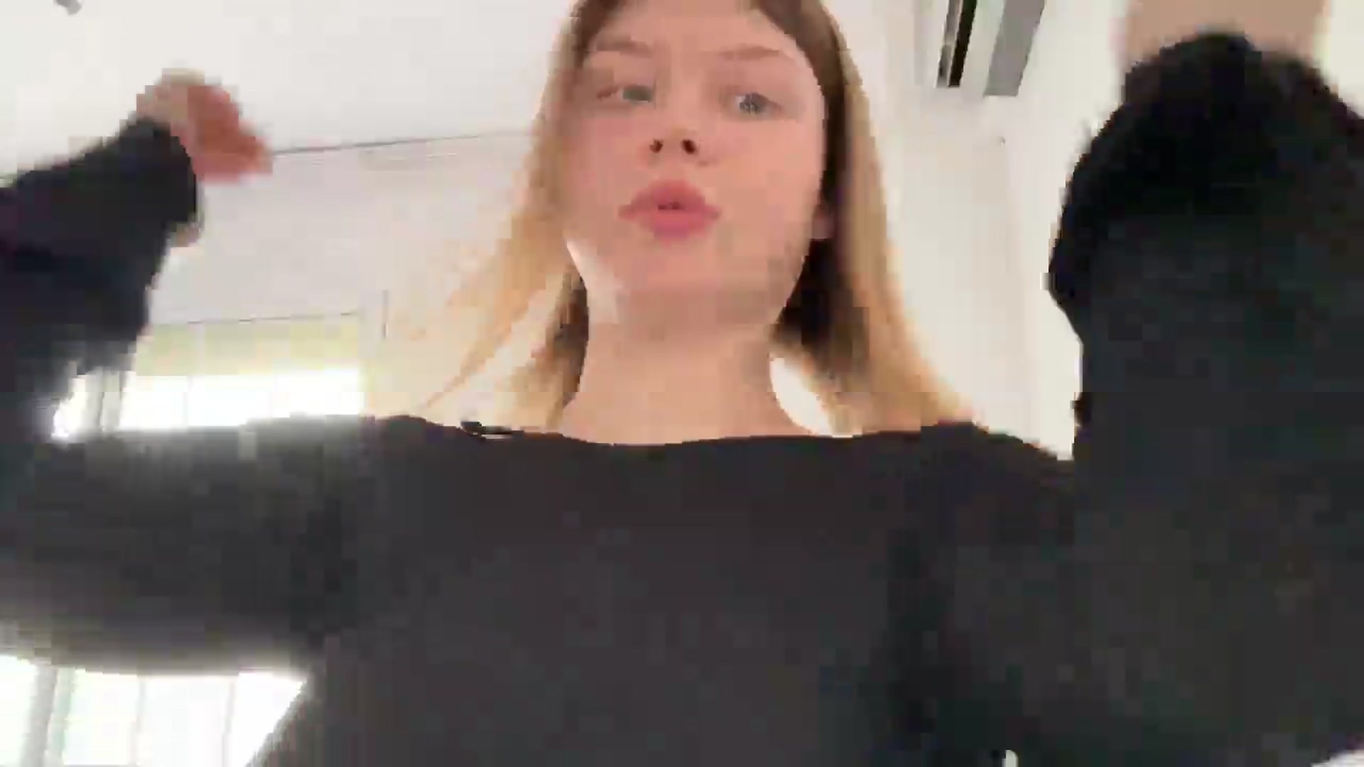 Gallery image thumbnail from Coconut_dream's myfreecams stream on, 09/30/2025, 09:04 image 9 of 20
