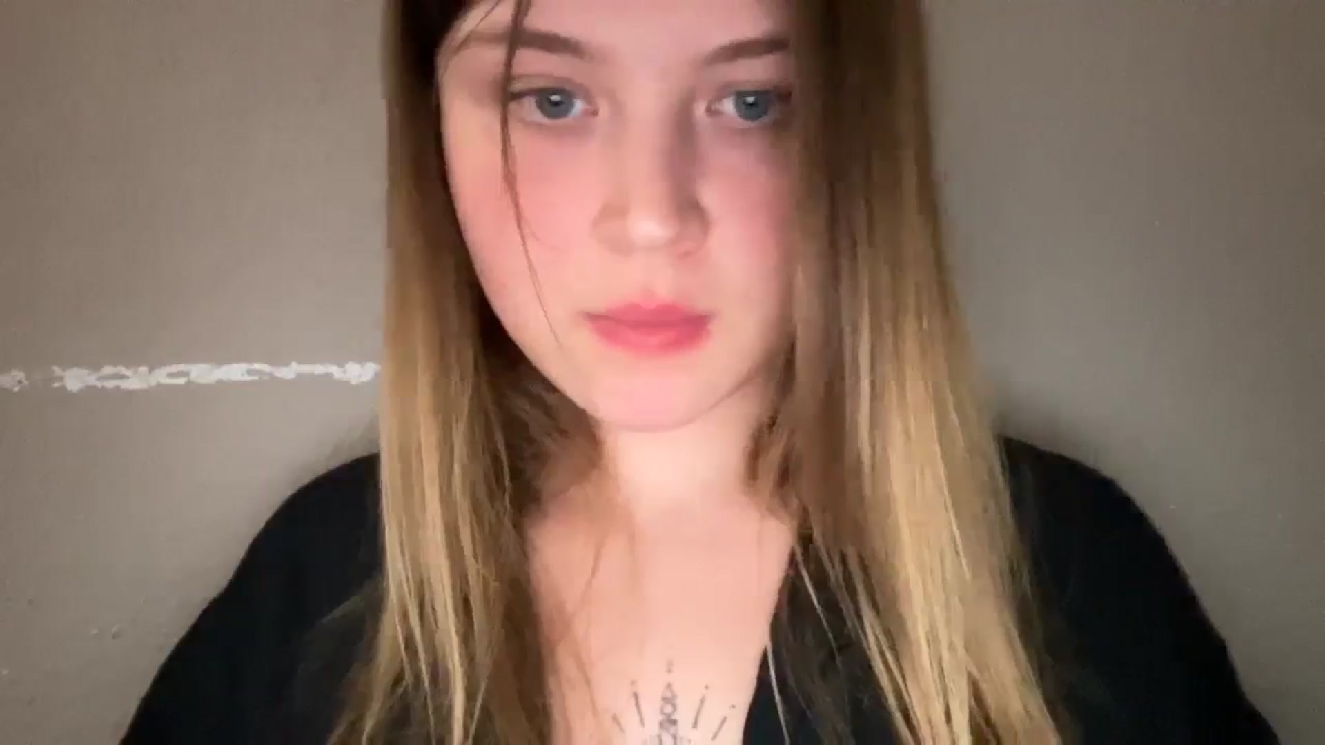 Gallery image thumbnail from Coconut_dream's myfreecams stream on, 10/06/2025, 20:17 image 11 of 20