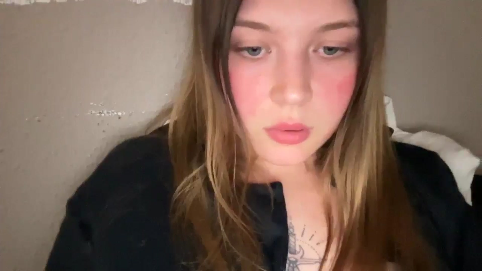 Gallery image thumbnail from Coconut_dream's myfreecams stream on, 10/09/2025, 22:32 image 6 of 20
