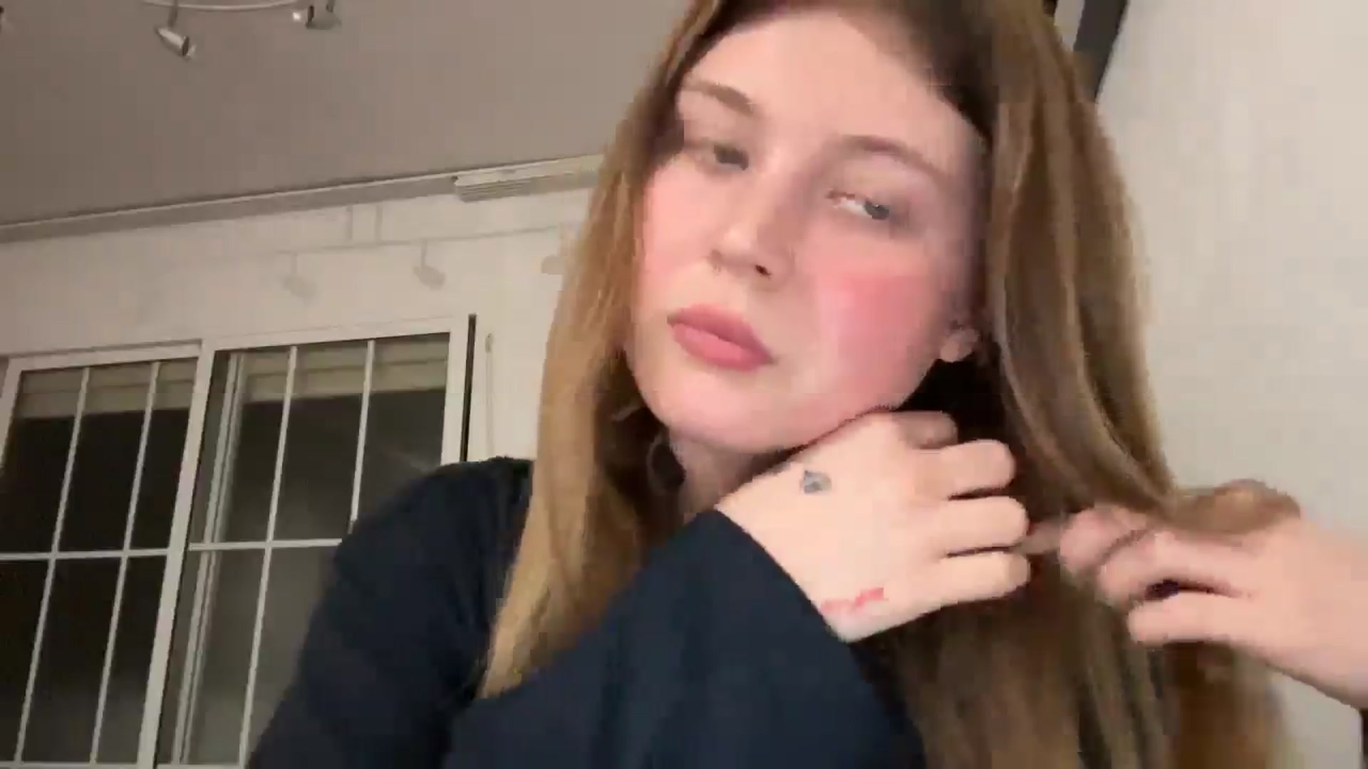 Gallery image thumbnail from Coconut_dream's myfreecams stream on, 10/09/2025, 22:32 image 13 of 20