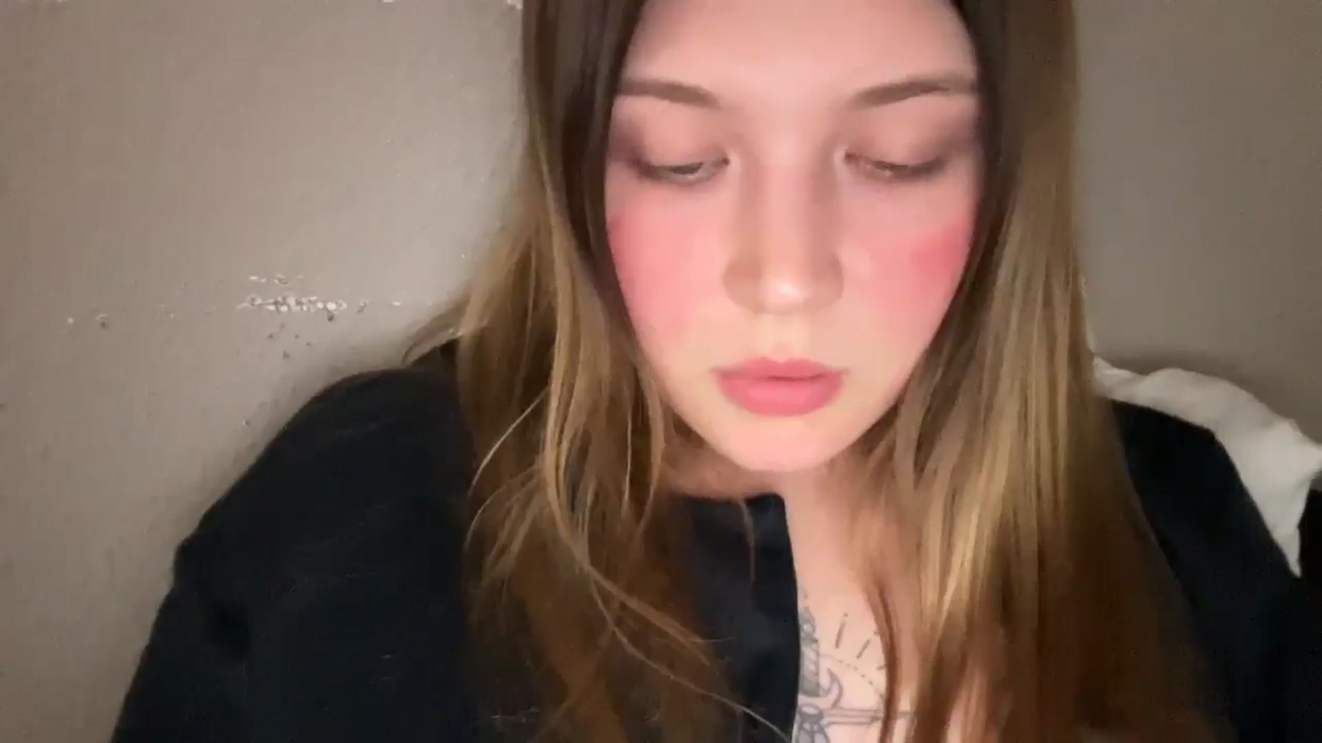 Gallery image thumbnail from Coconut_dream's myfreecams stream on, 10/09/2025, 22:32 image 5 of 20