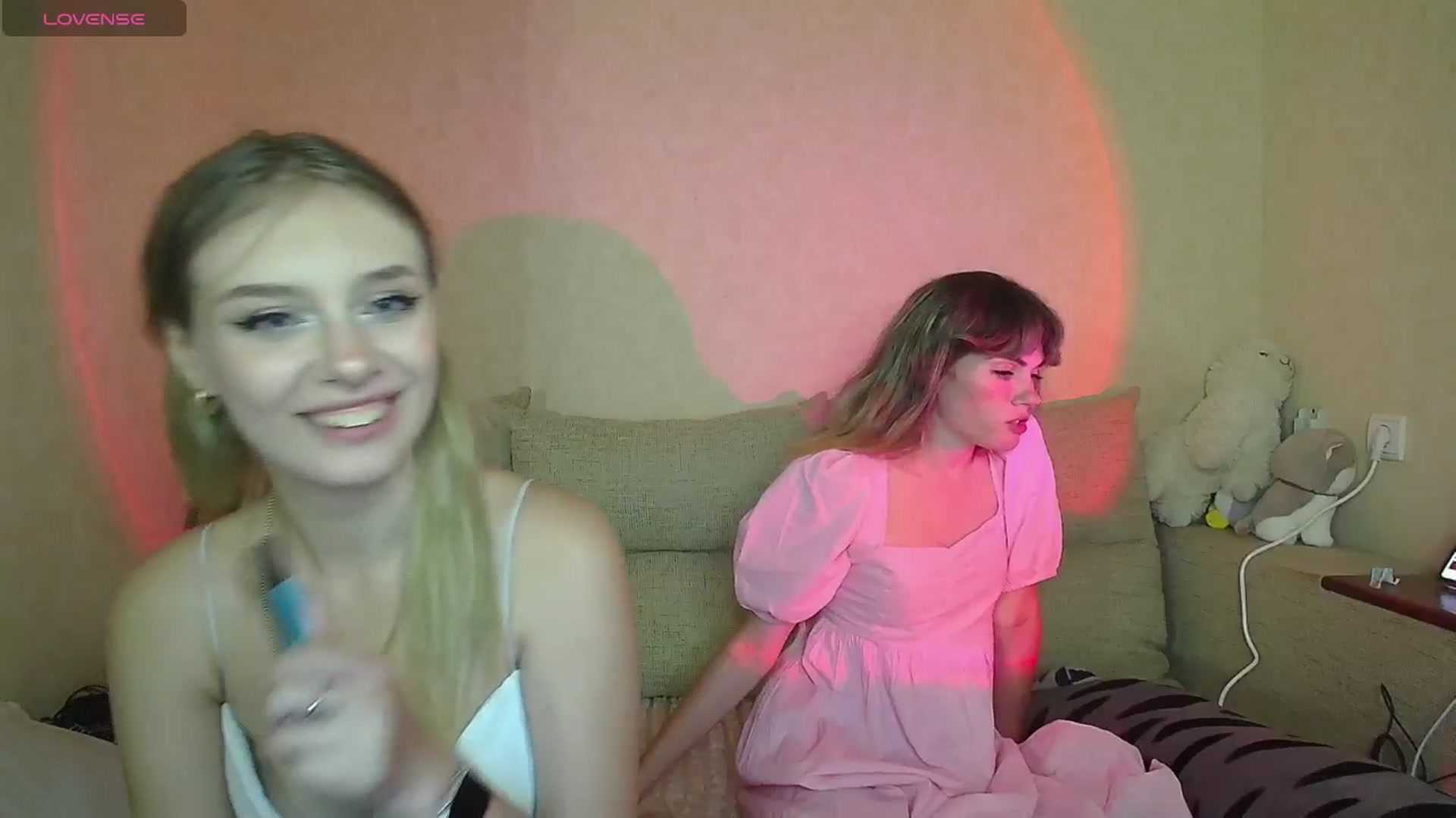 Gallery image thumbnail from Coconutik's myfreecams stream on, 07/28/2024, 16:50 image 2 of 20