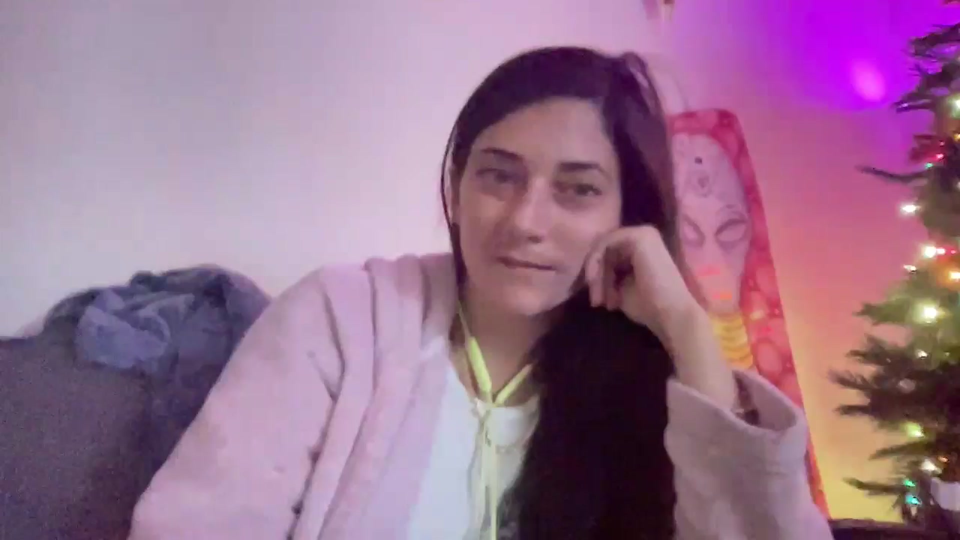 Gallery image thumbnail from CodiLake's myfreecams stream on, 01/08/2025, 23:54 image 3 of 20