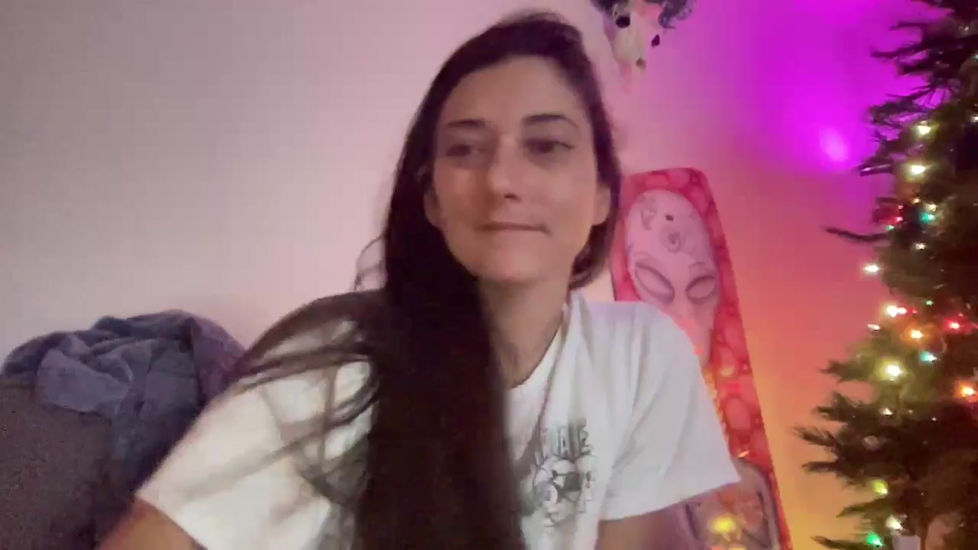 Gallery image thumbnail from CodiLake's myfreecams stream on, 01/08/2025, 23:54 image 7 of 20