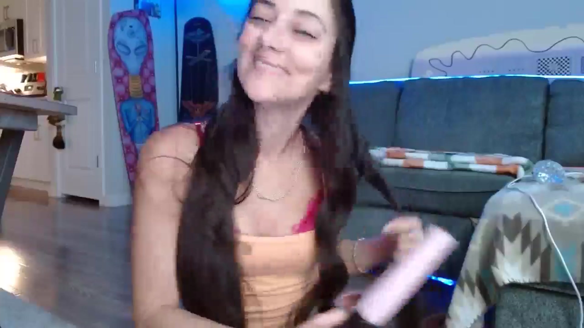 Gallery image thumbnail from CodiLake's myfreecams stream on, 03/20/2025, 15:19 image 5 of 20