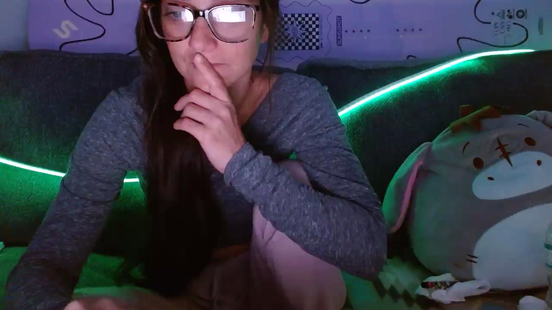 Gallery image thumbnail from CodiLake's myfreecams stream on, 03/23/2025, 03:06 image 17 of 20