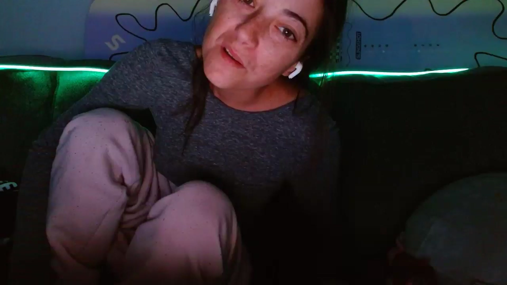 Gallery image thumbnail from CodiLake's myfreecams stream on, 03/23/2025, 03:06 image 1 of 20