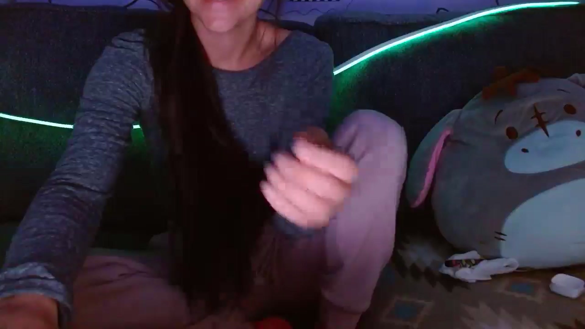 Gallery image thumbnail from CodiLake's myfreecams stream on, 03/23/2025, 03:06 image 16 of 20