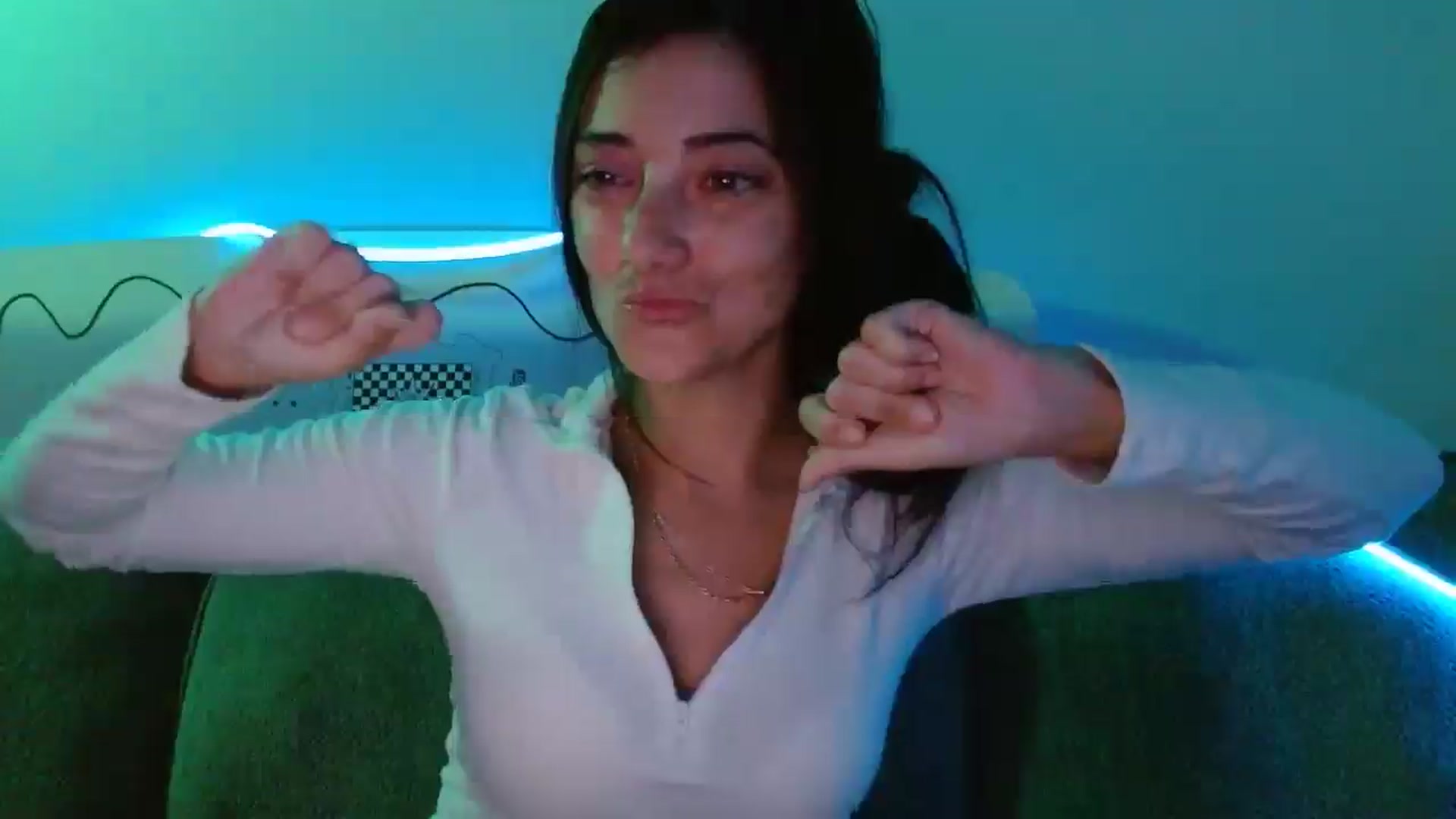 Gallery image thumbnail from CodiLake's myfreecams stream on, 04/09/2025, 06:58 image 6 of 20