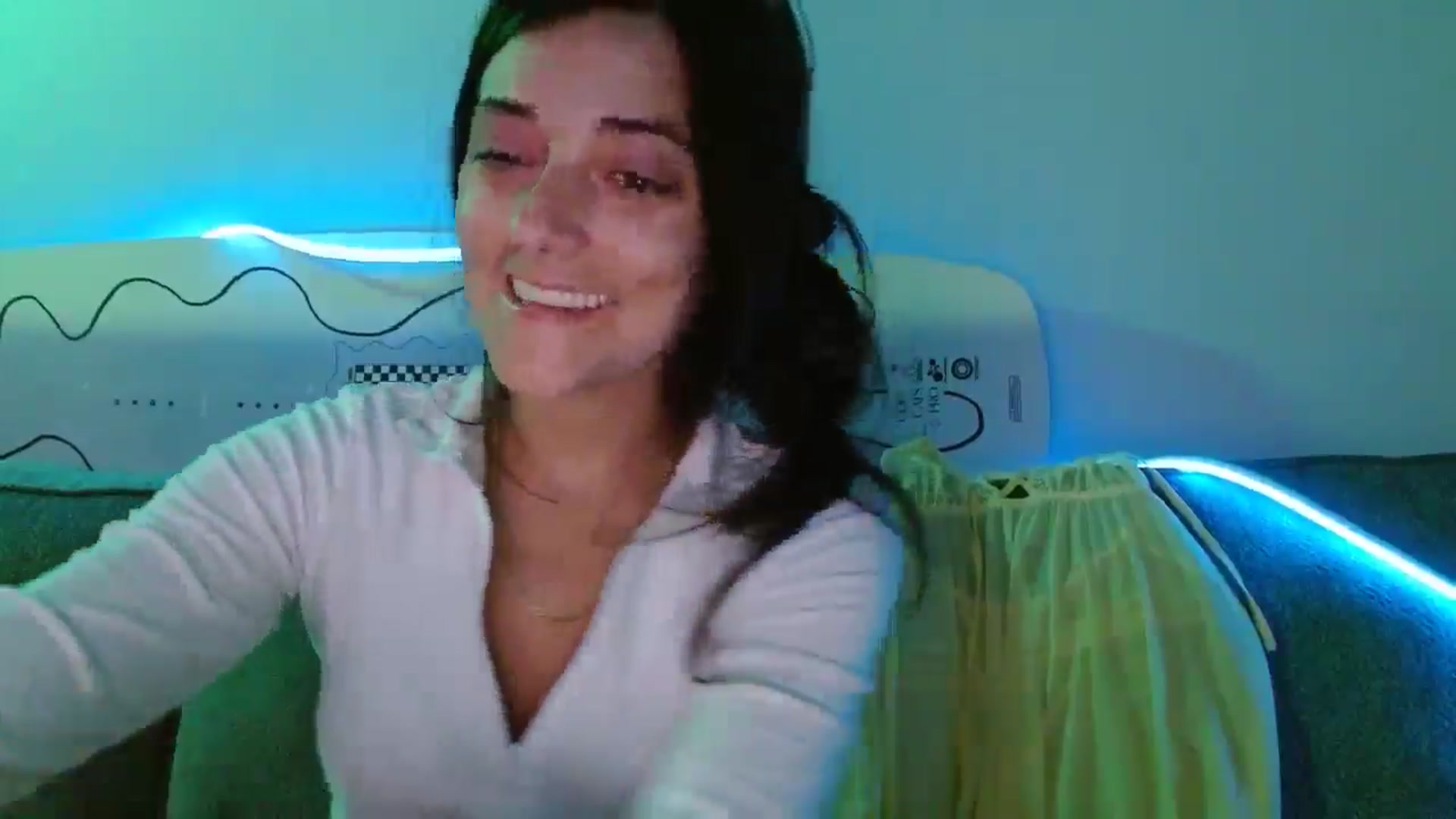 Gallery image thumbnail from CodiLake's myfreecams stream on, 04/09/2025, 06:58 image 7 of 20