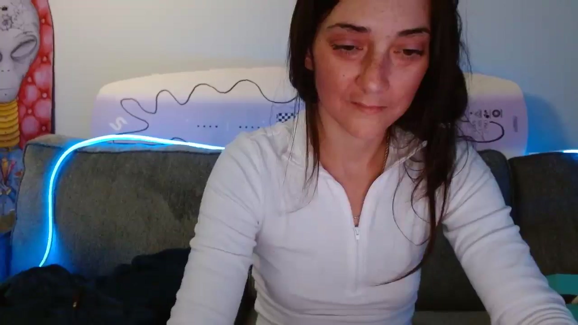 Gallery image thumbnail from CodiLake's myfreecams stream on, 04/09/2025, 09:10 image 12 of 20