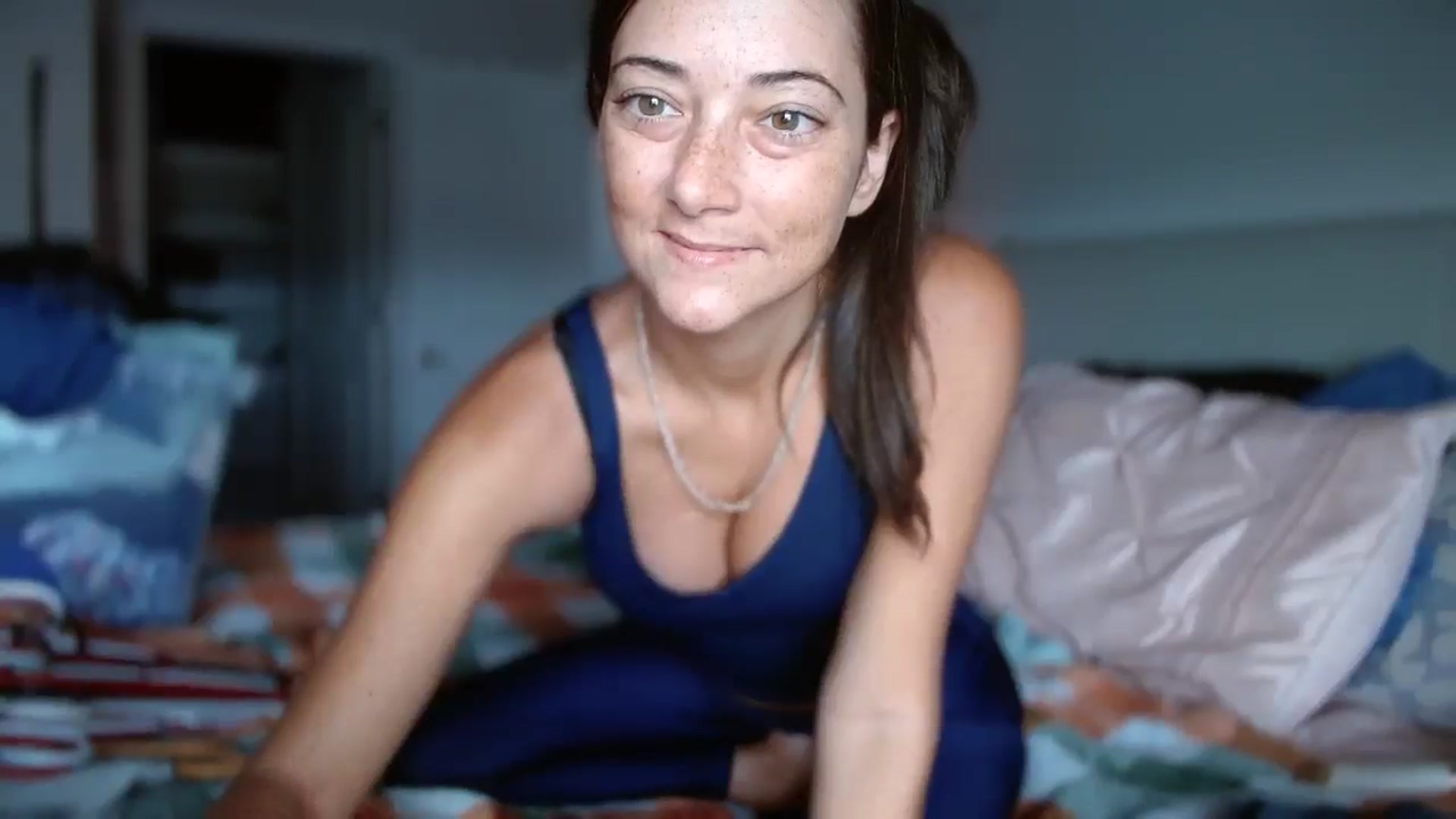 Gallery image thumbnail from CodiLake's myfreecams stream on, 06/18/2025, 14:10 image 16 of 20