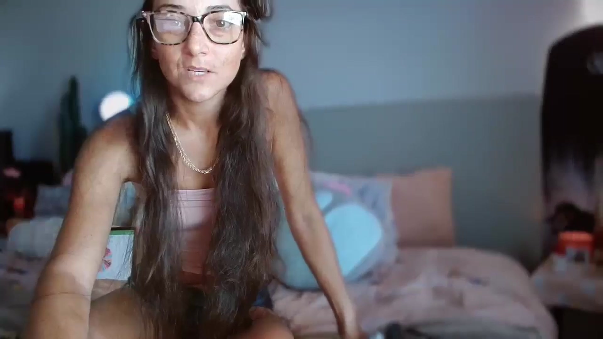 Gallery image thumbnail from CodiLake's myfreecams stream on, 06/26/2025, 16:51 image 18 of 20