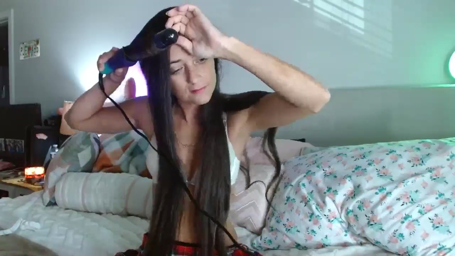 Gallery image thumbnail from CodiLake's myfreecams stream on, 07/25/2025, 15:41 image 2 of 20