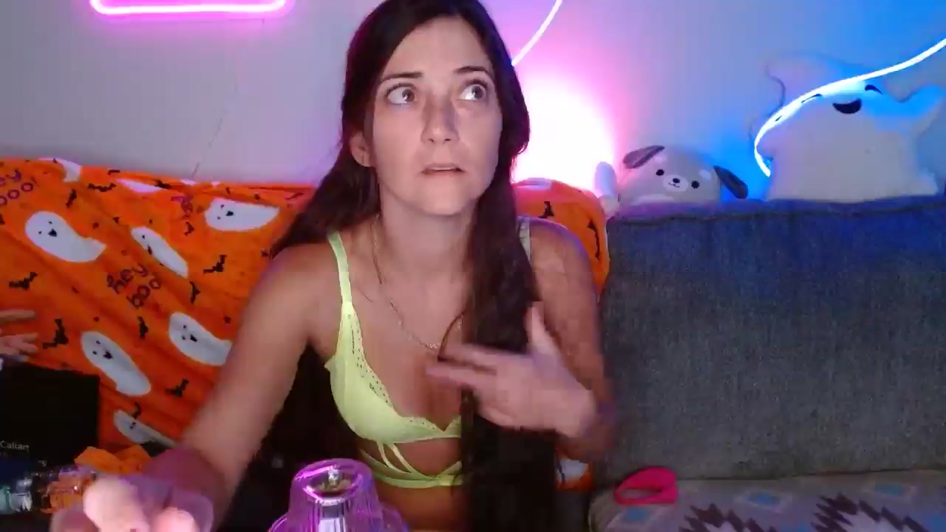 Gallery image thumbnail from CodiLake's myfreecams stream on, 10/11/2025, 13:51 image 10 of 20