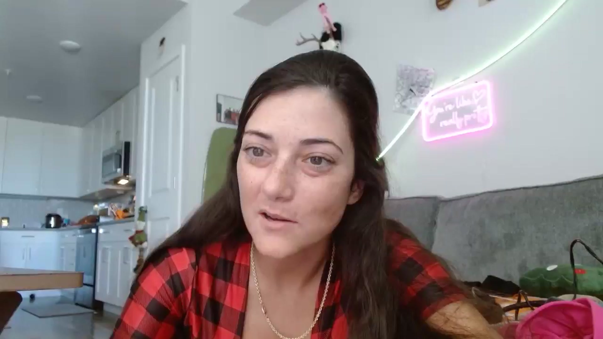 Gallery image thumbnail from CodiLake's myfreecams stream on, 10/14/2025, 14:38 image 7 of 20