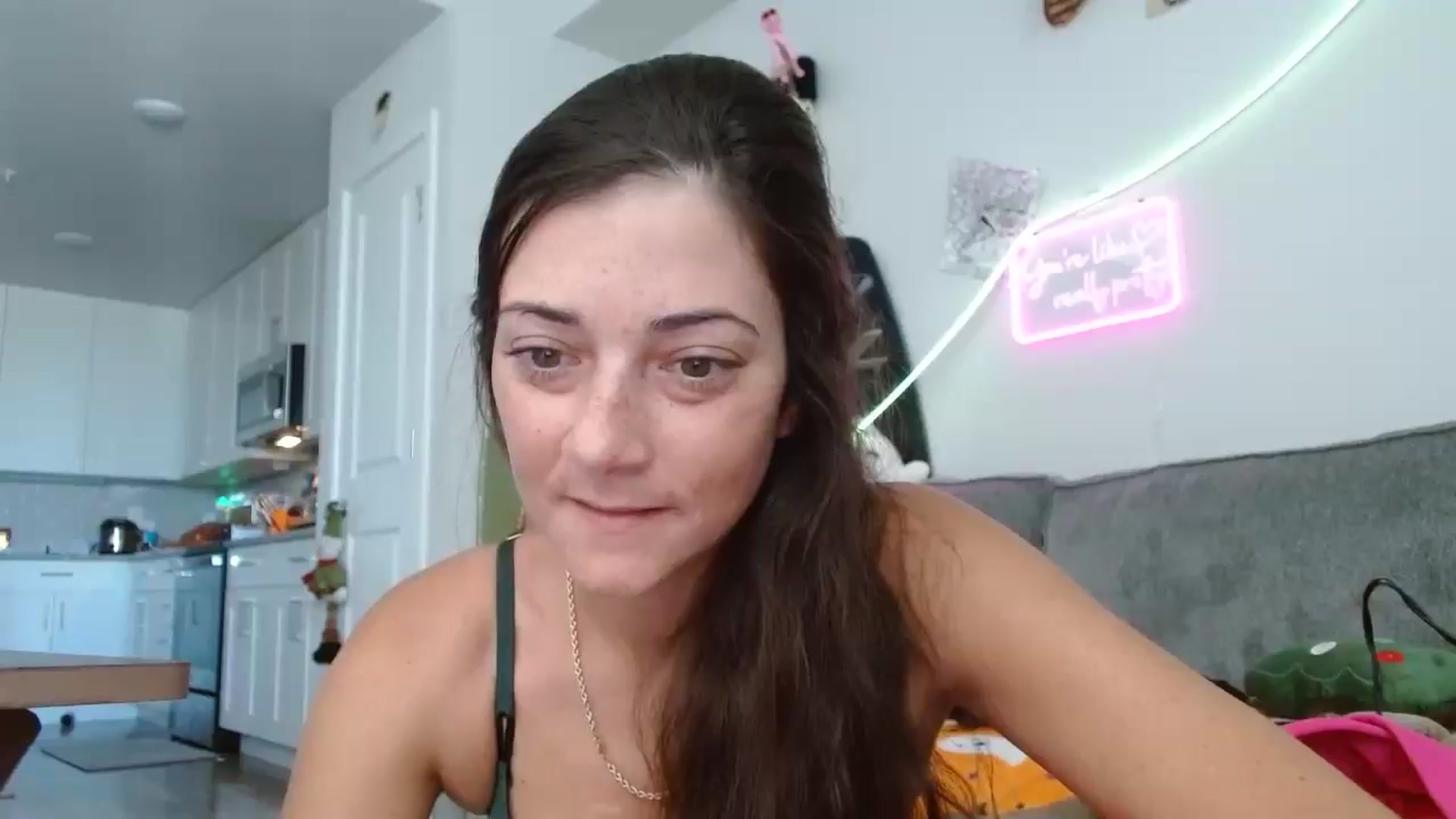 Gallery image thumbnail from CodiLake's myfreecams stream on, 10/14/2025, 14:38 image 1 of 20