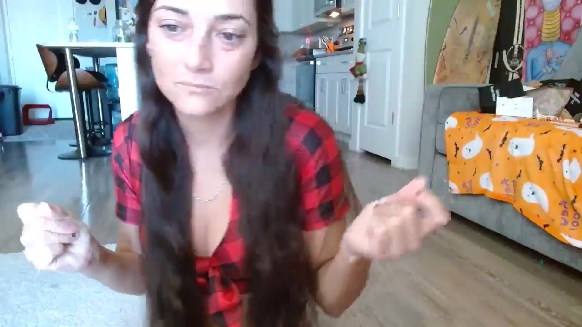 Gallery image thumbnail from CodiLake's myfreecams stream on, 10/14/2025, 14:38 image 11 of 20
