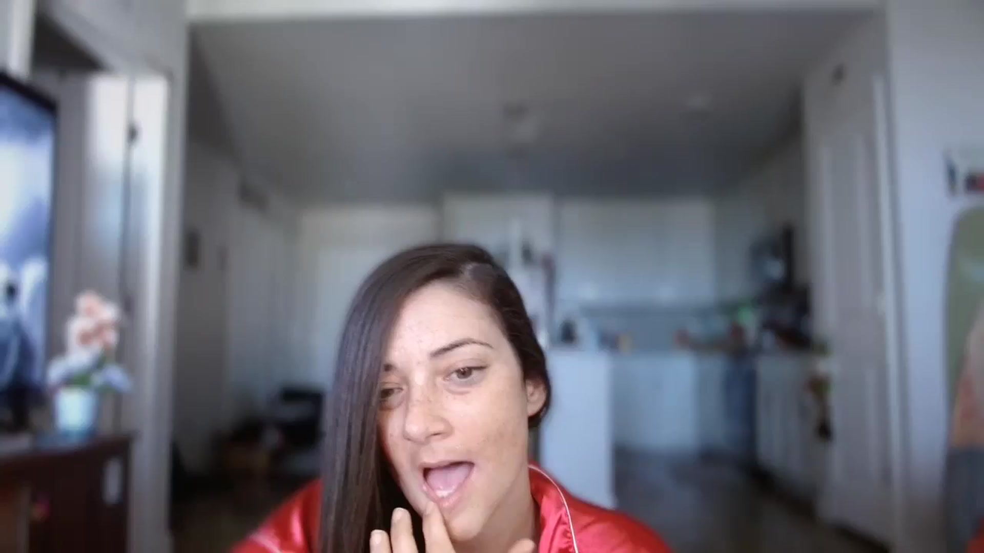 Gallery image thumbnail from CodiLake's myfreecams stream on, 10/21/2025, 14:26 image 14 of 20