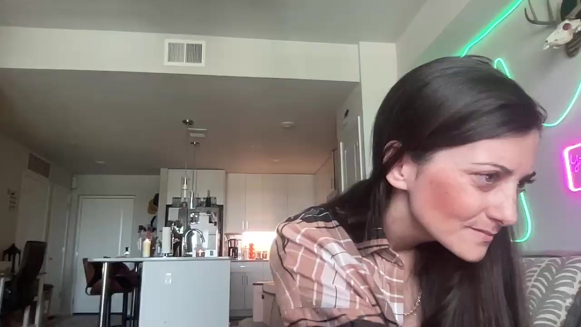 Gallery image thumbnail from CodiLake's myfreecams stream on, 01/12/2026, 18:59 image 2 of 20