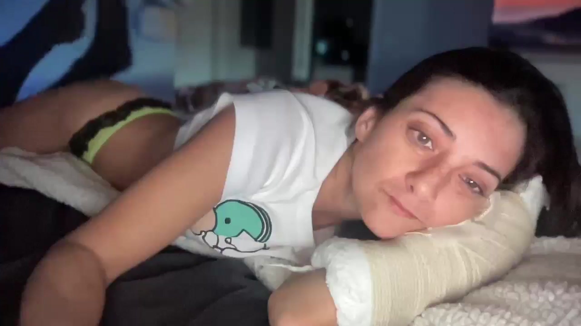 Gallery image thumbnail from CodiLake's myfreecams stream on, 01/13/2026, 17:14 image 3 of 20