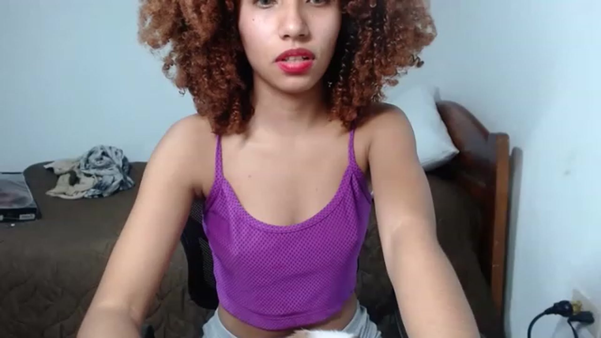 Gallery image thumbnail from Cofewithmilk's myfreecams stream on, 11/21/2022, 01:58 image 4 of 20