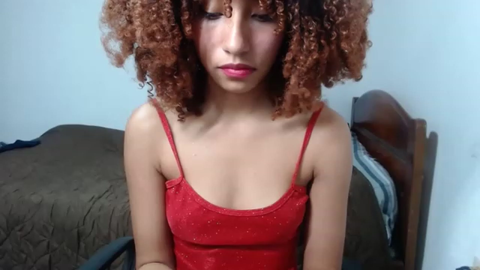 Gallery image thumbnail from Cofewithmilk's myfreecams stream on, 11/25/2022, 24:45 image 13 of 20