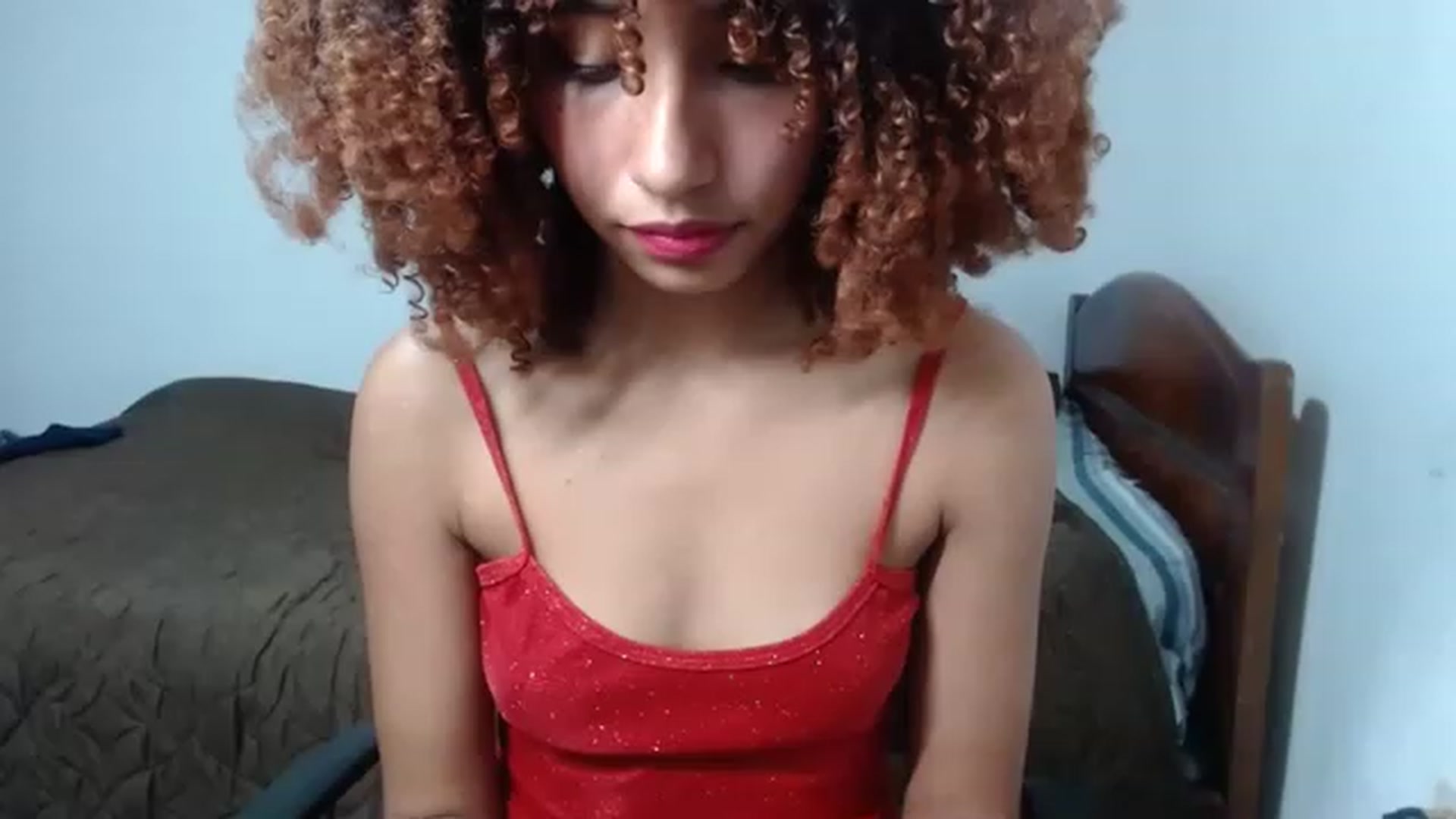 Gallery image thumbnail from Cofewithmilk's myfreecams stream on, 11/25/2022, 24:45 image 12 of 20