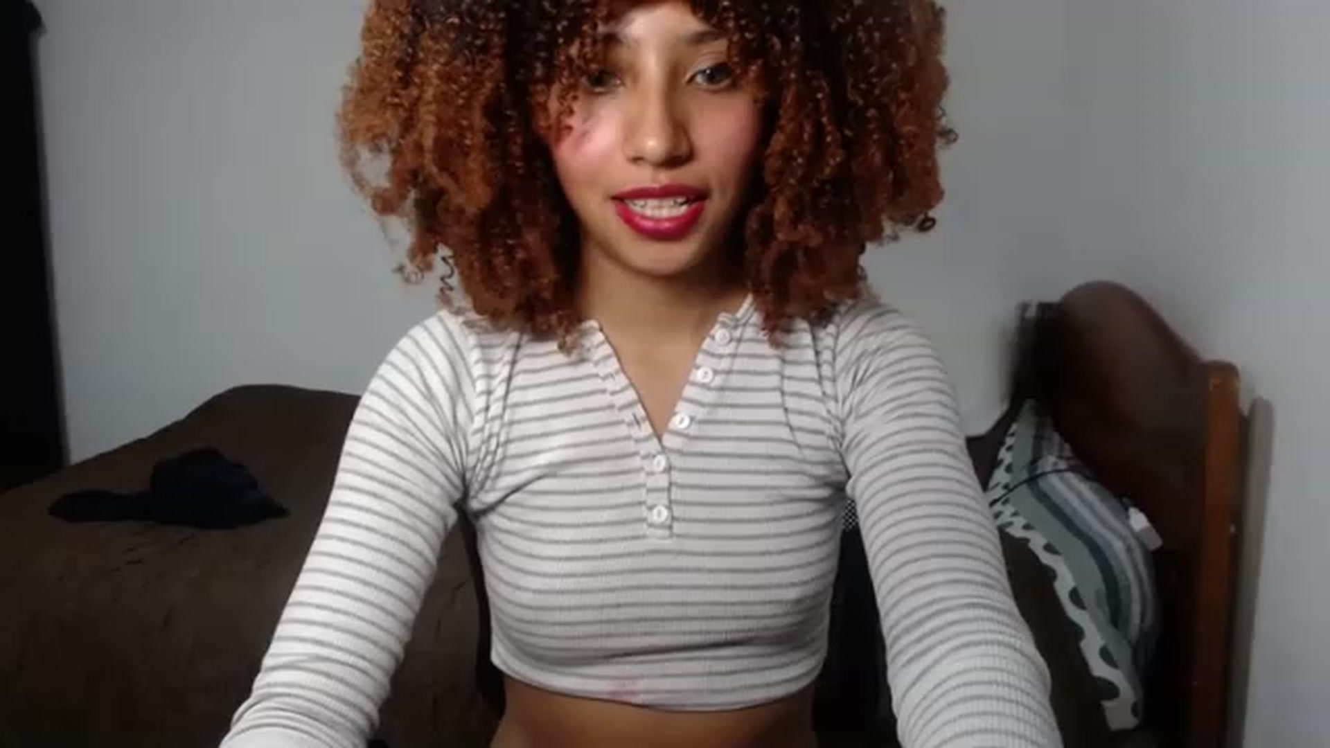 Gallery image thumbnail from Cofewithmilk's myfreecams stream on, 11/27/2022, 01:30 image 1 of 20