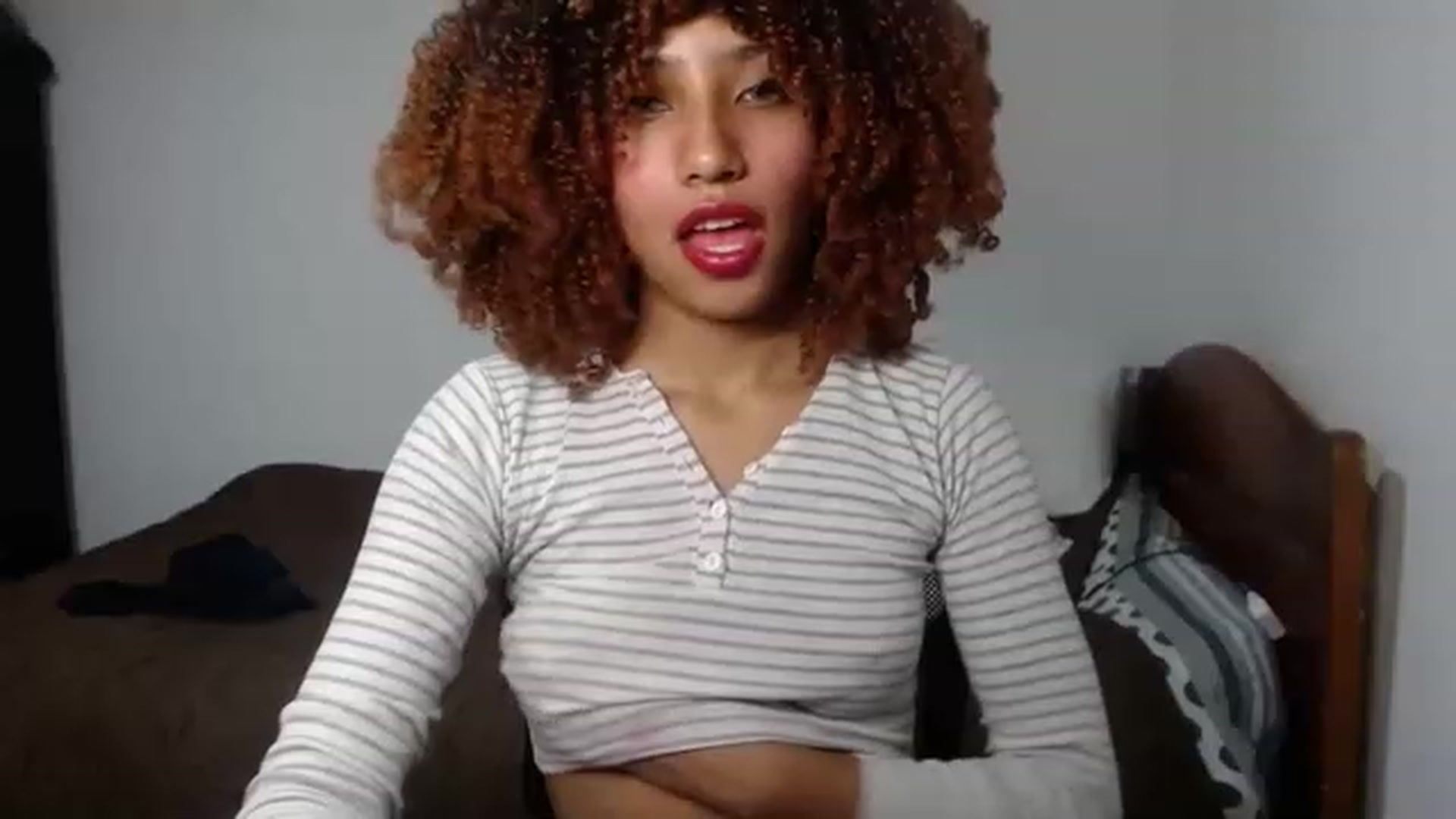 Gallery image thumbnail from Cofewithmilk's myfreecams stream on, 11/27/2022, 01:30 image 5 of 20