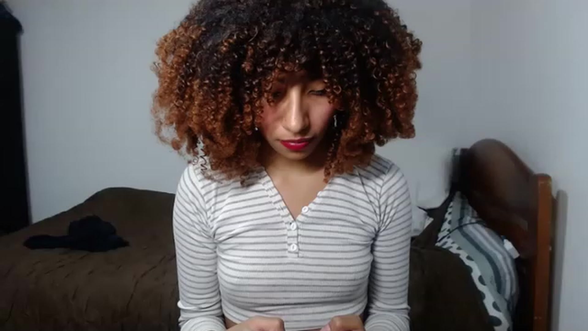 Gallery image thumbnail from Cofewithmilk's myfreecams stream on, 11/27/2022, 01:30 image 6 of 20