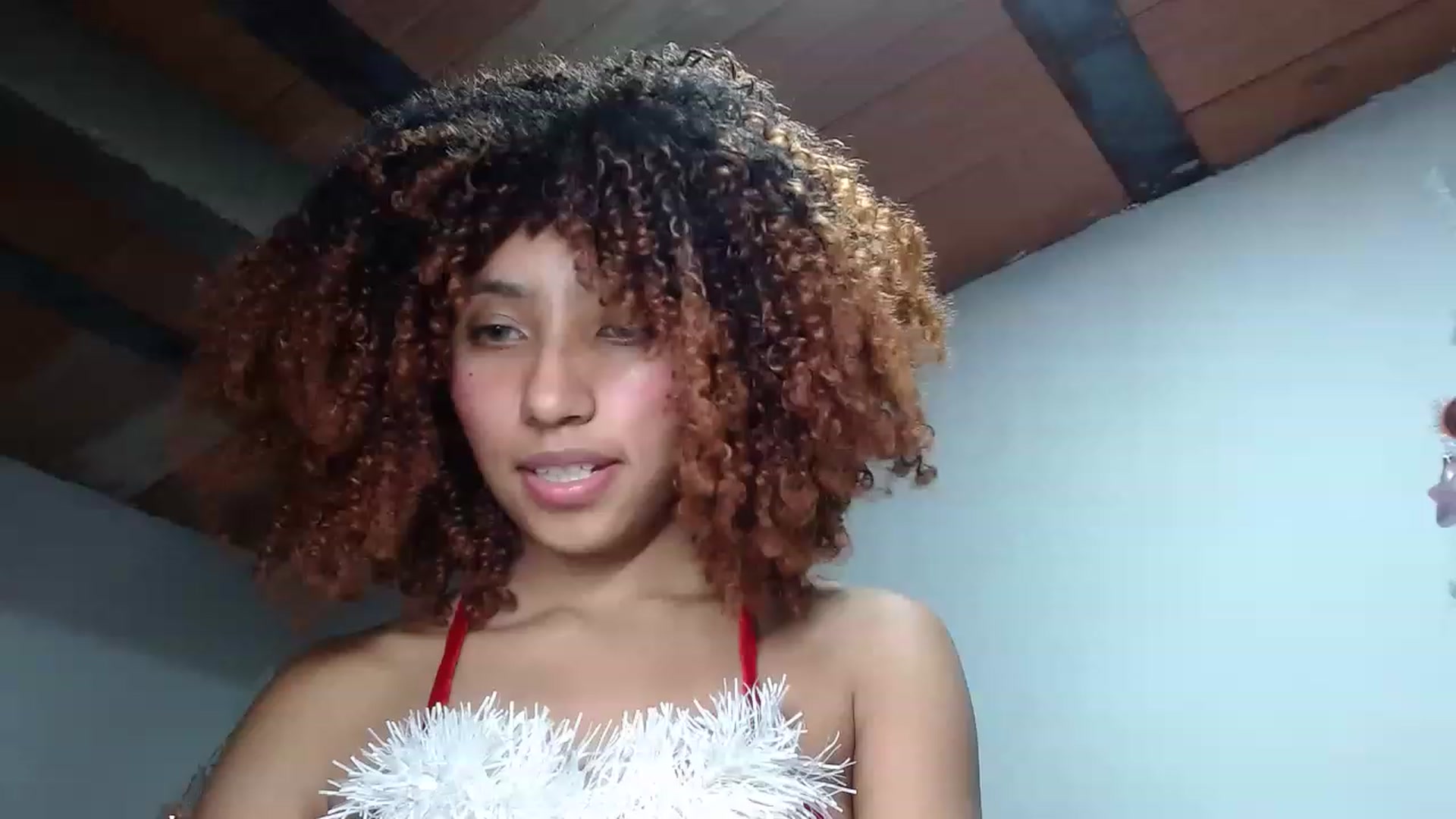 Gallery image thumbnail from Cofewithmilk's myfreecams stream on, 12/25/2022, 24:52 image 12 of 20