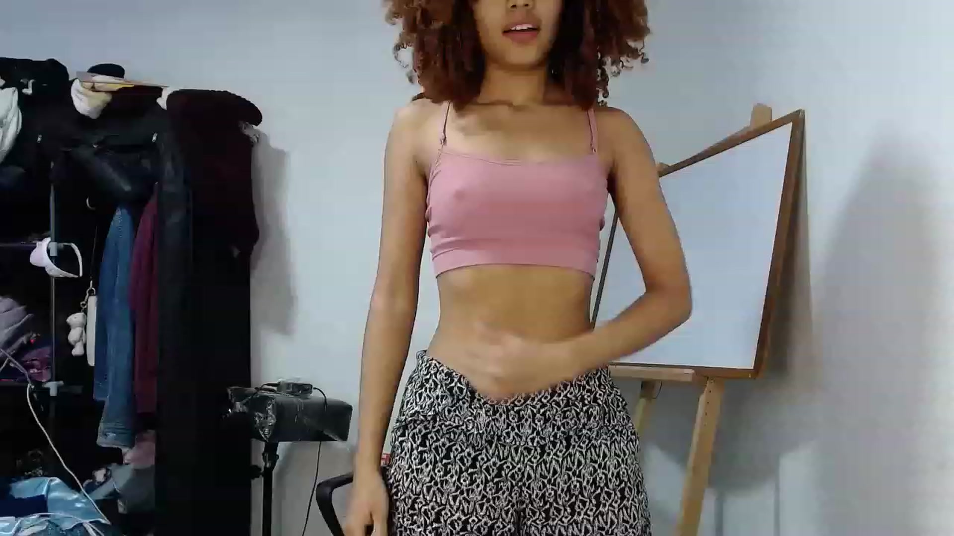 Gallery image thumbnail from Cofewithmilk's myfreecams stream on, 02/05/2023, 15:55 image 16 of 20