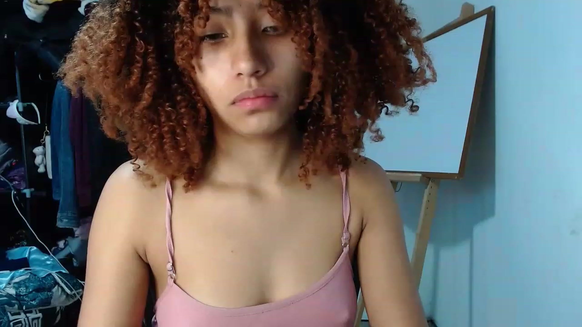 Gallery image thumbnail from Cofewithmilk's myfreecams stream on, 02/05/2023, 17:31 image 9 of 20