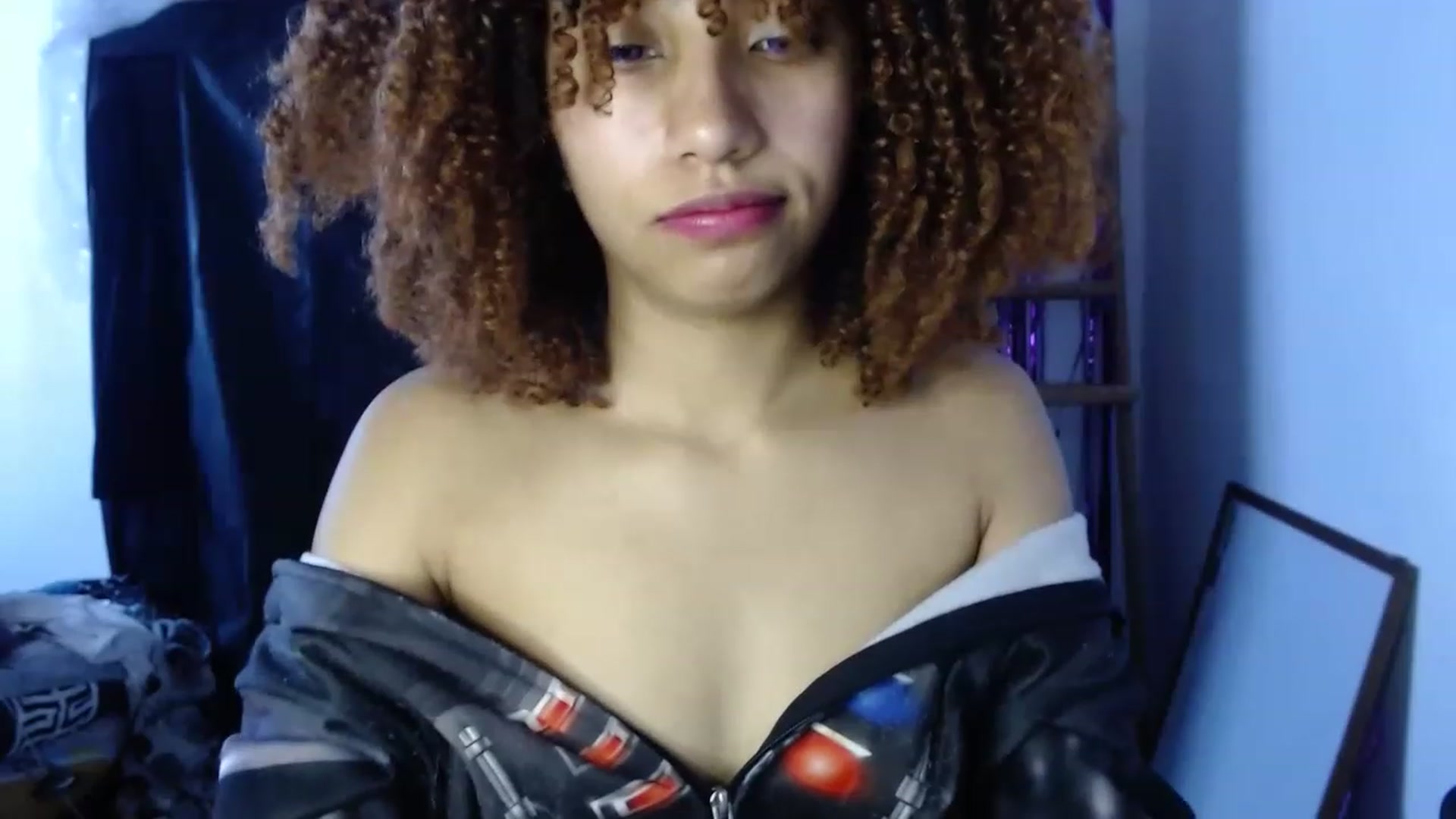 Gallery image thumbnail from Cofewithmilk's myfreecams stream on, 02/26/2023, 17:32 image 20 of 20