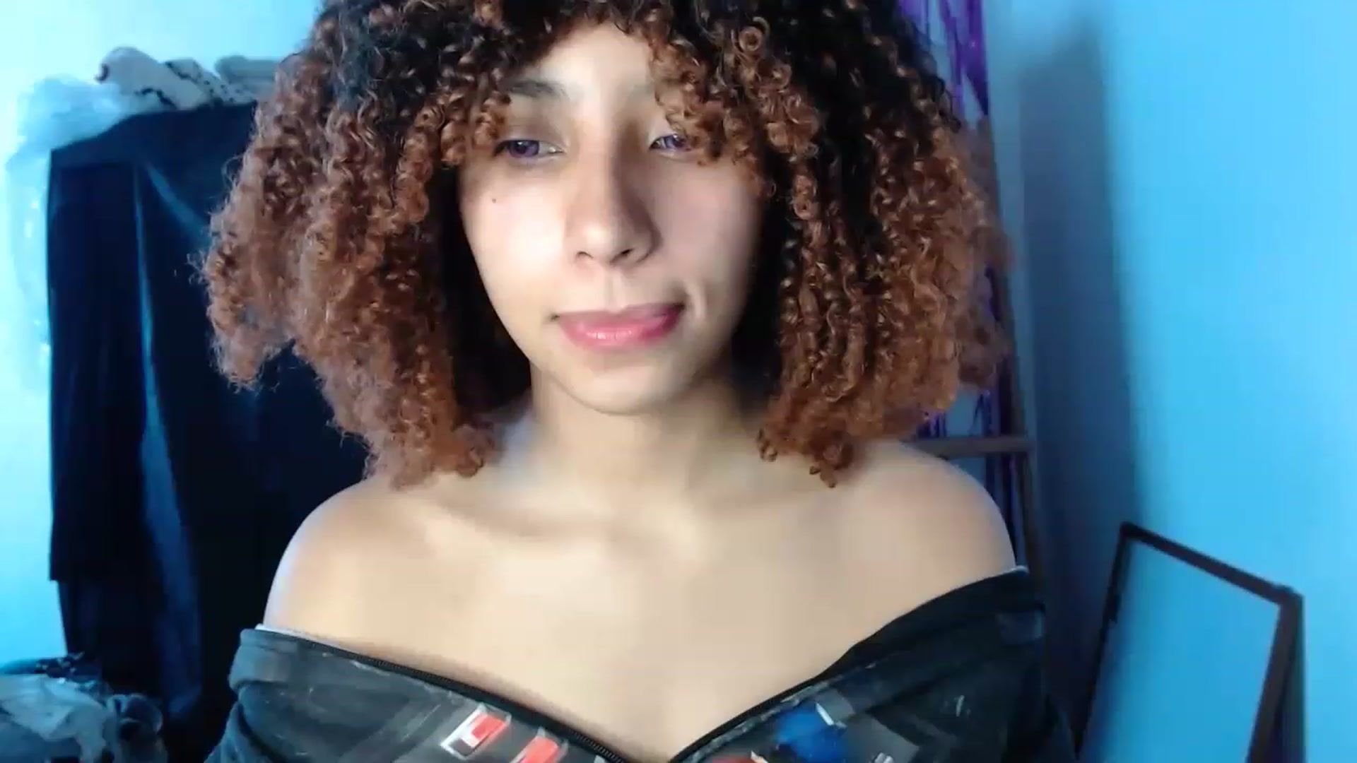 Gallery image thumbnail from Cofewithmilk's myfreecams stream on, 02/26/2023, 17:32 image 7 of 20