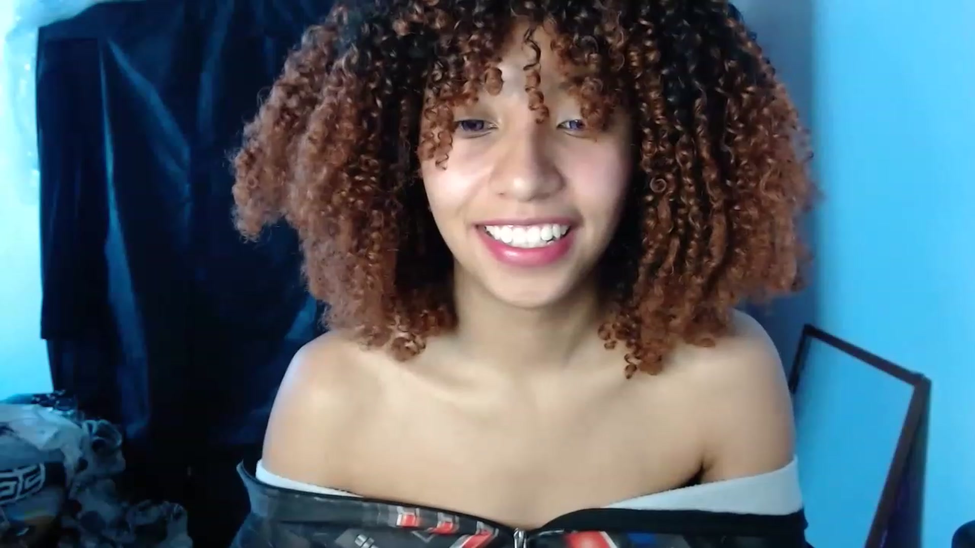 Gallery image thumbnail from Cofewithmilk's myfreecams stream on, 02/26/2023, 17:32 image 16 of 20