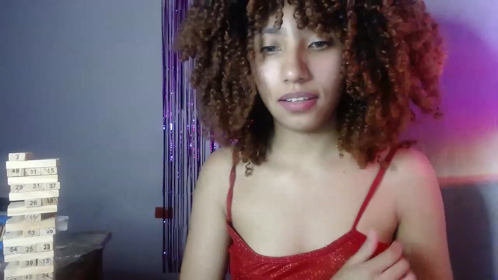 Gallery image thumbnail from Cofewithmilk's myfreecams stream on, 03/17/2023, 04:41 image 15 of 20