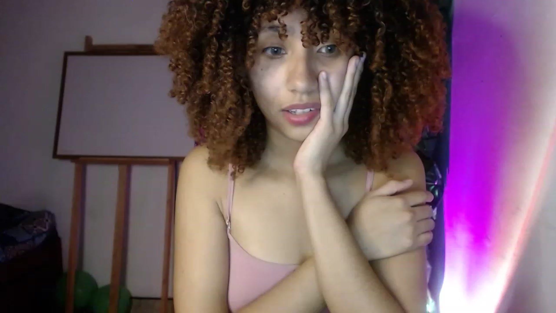 Gallery image thumbnail from Cofewithmilk's myfreecams stream on, 03/20/2023, 02:32 image 5 of 20