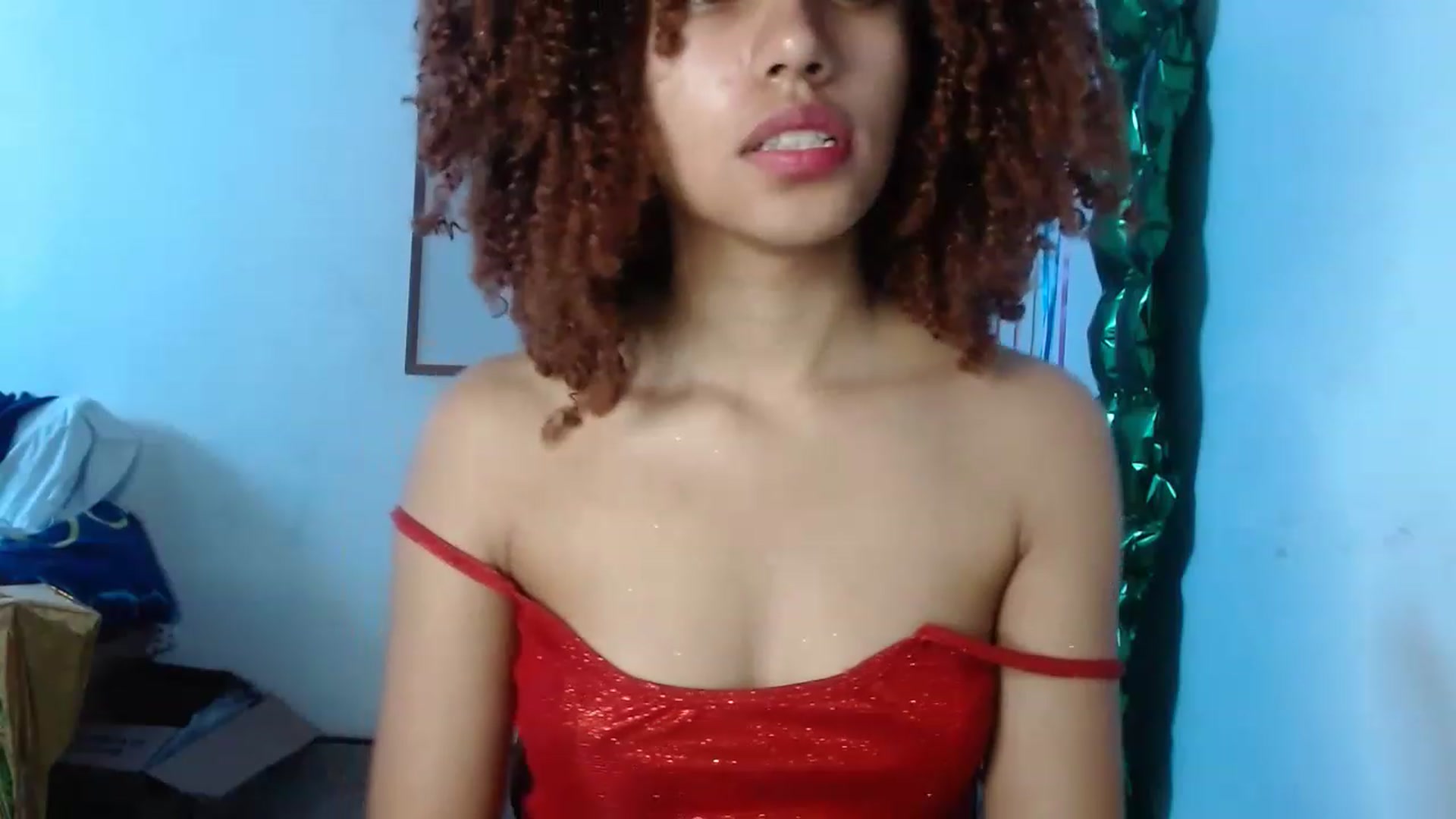 Gallery image thumbnail from Cofewithmilk's myfreecams stream on, 03/26/2023, 17:58 image 5 of 20