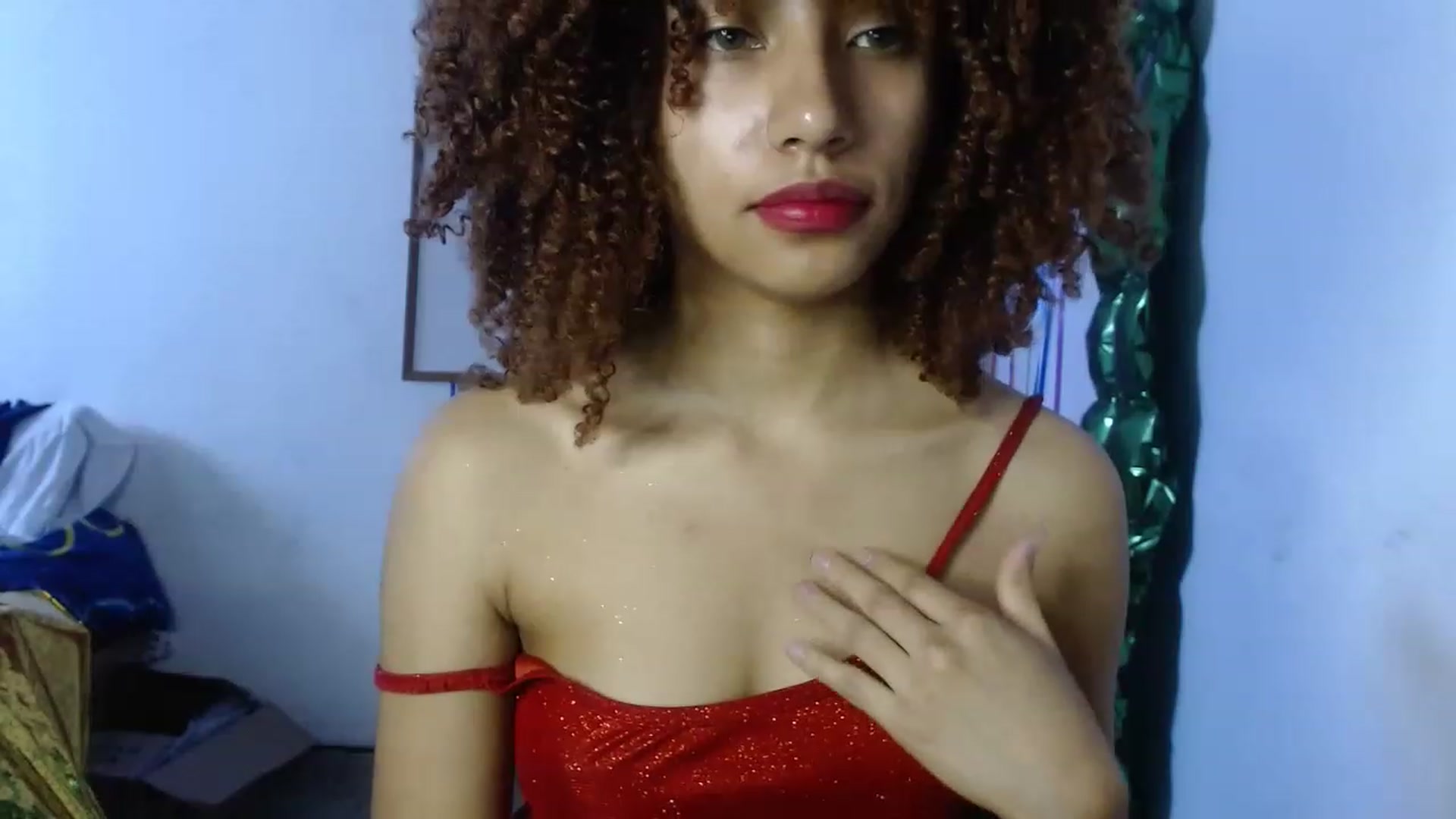Gallery image thumbnail from Cofewithmilk's myfreecams stream on, 03/26/2023, 17:58 image 14 of 20