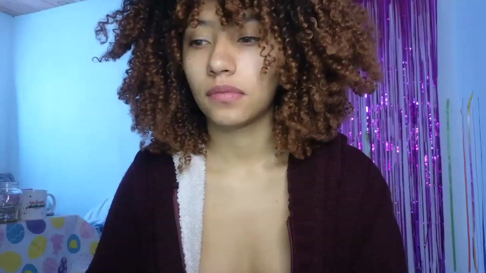Gallery image thumbnail from Cofewithmilk's myfreecams stream on, 04/15/2023, 16:04 image 1 of 20