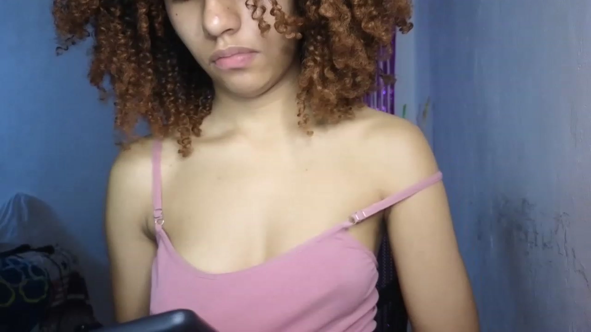 Gallery image thumbnail from Cofewithmilk's myfreecams stream on, 04/16/2023, 21:44 image 12 of 20